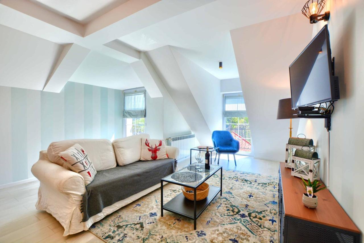 Apartament Beztroski Ustrzyki Dolne Ngoại thất bức ảnh