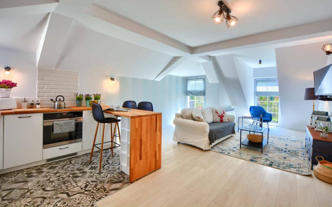 Apartament Beztroski Ustrzyki Dolne Ngoại thất bức ảnh